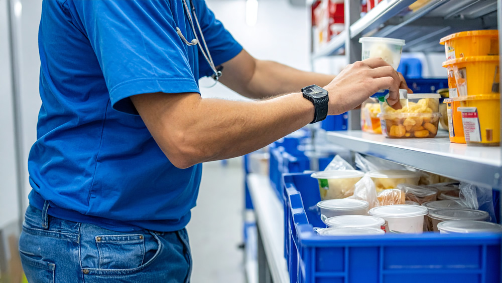 Kühlfahrzeug für Lebensmittelabholung