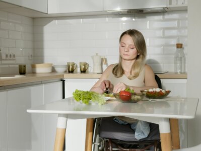 Frisches Obst und Gemüse als Symbol für gerettete Lebensmittel